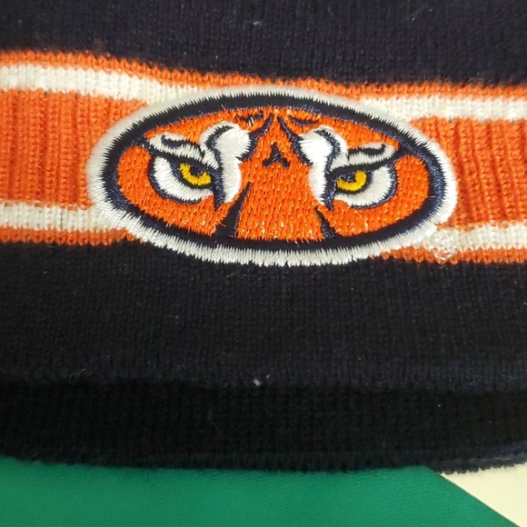 U of A Beanie - Picture 2 of 7